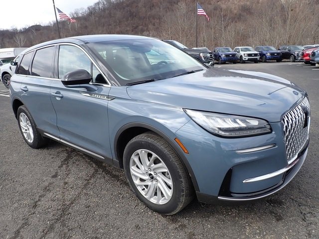 Used 2023 Lincoln Corsair AWD image 7