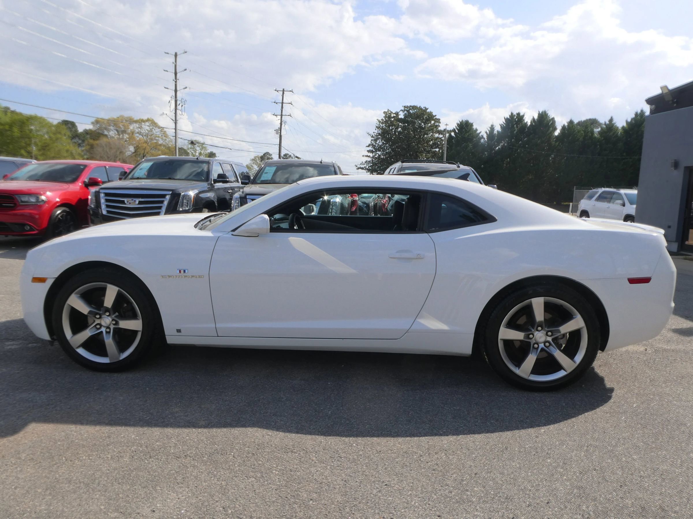 Used 2010 Chevrolet Camaro LT w/ RS Package RWD image 9