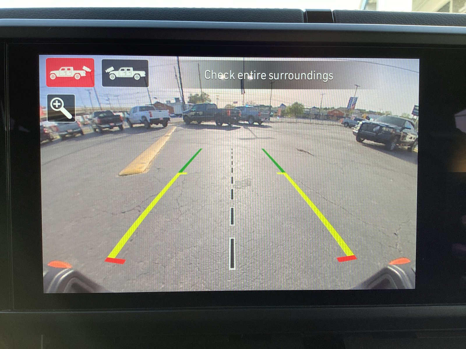 Used 2024 Jeep Gladiator Mojave w/ Technology Group image 20