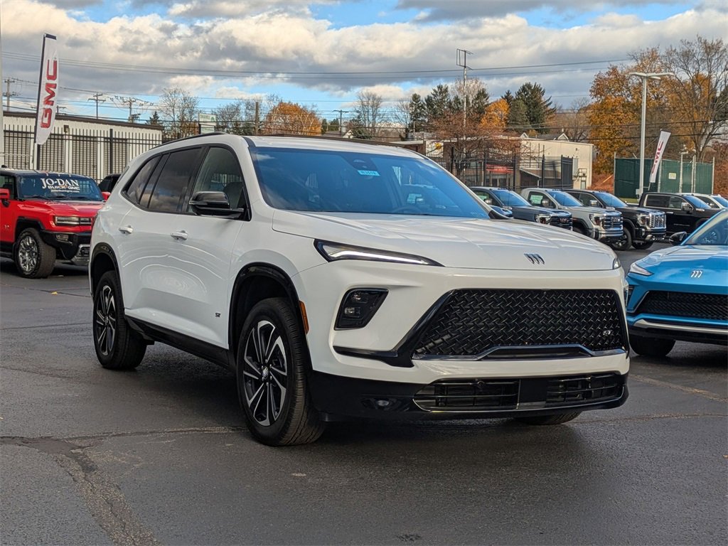 New 2026 Buick Enclave Sport Touring w/ Power Package image 3