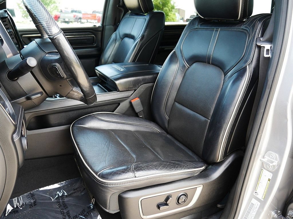 Used 2019 RAM 1500 Limited AWD/4WD image 14