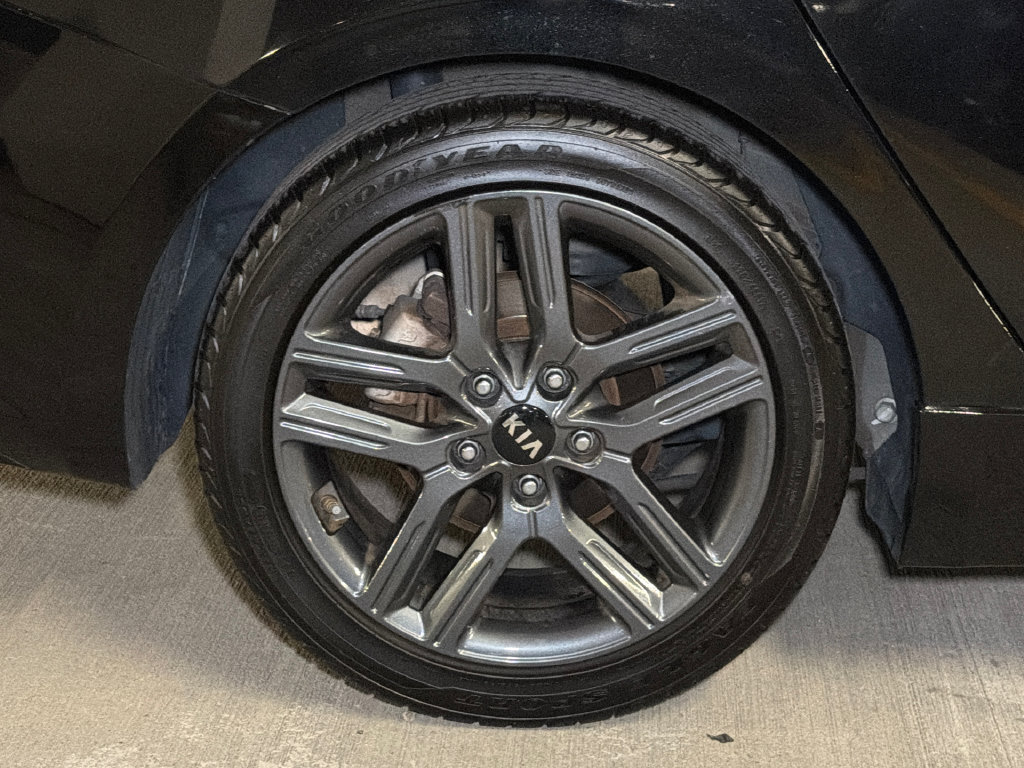 Certified 2021 Kia Forte GT-Line w/ GT-Line Premium Package FWD image 7
