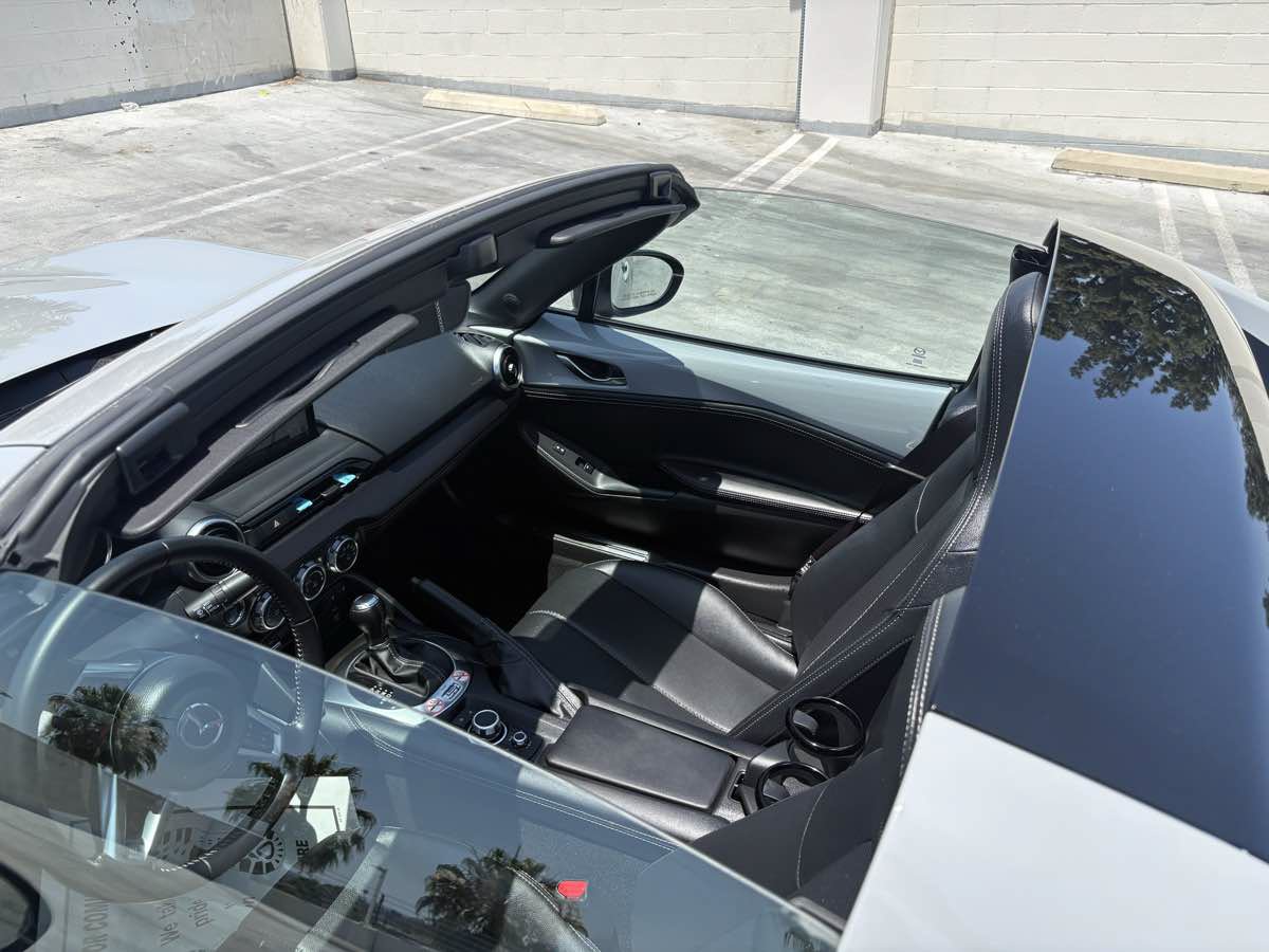 Used 2026 MAZDA MX-5 Miata RF Grand Touring RWD image 11