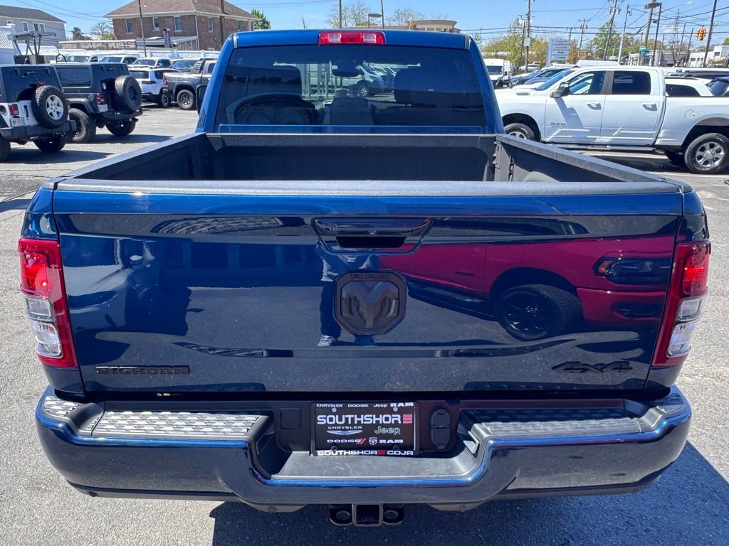Certified 2024 RAM 2500 Big Horn w/ Night Edition AWD/4WD image 6