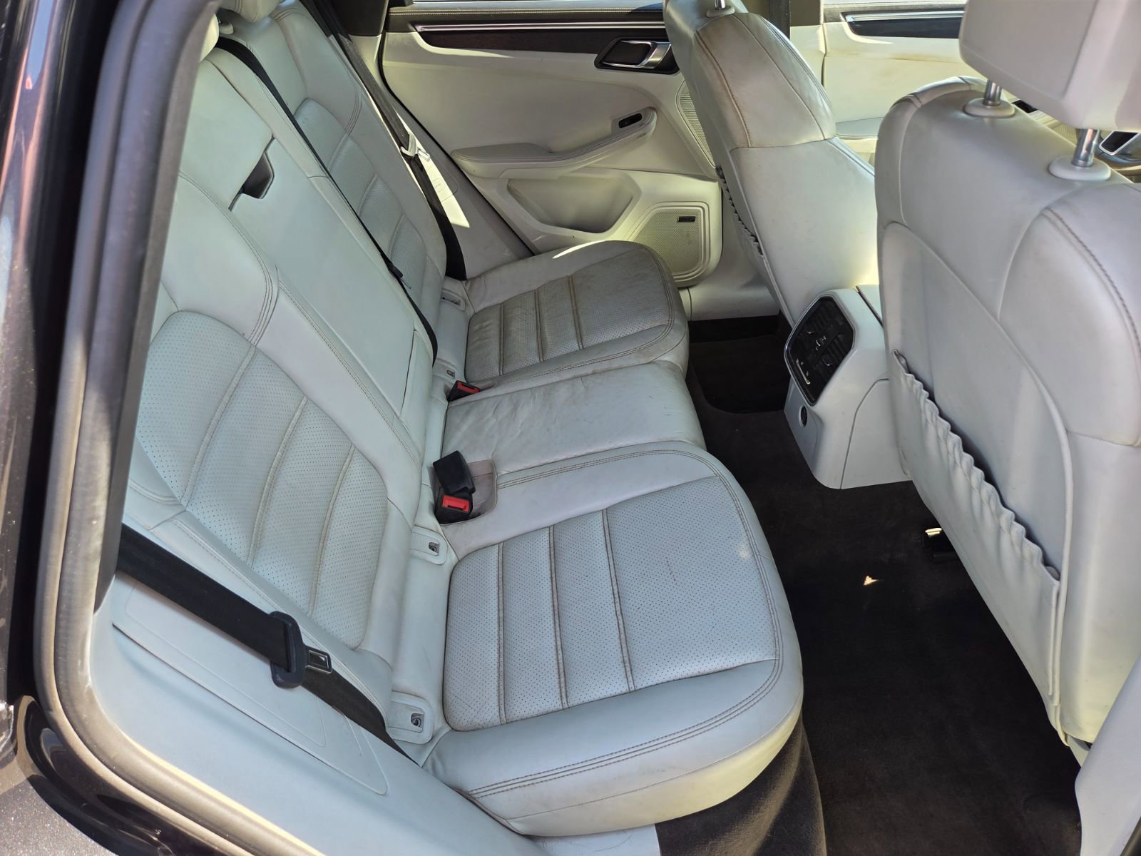 Used 2018 Porsche Macan GTS AWD/4WD image 14