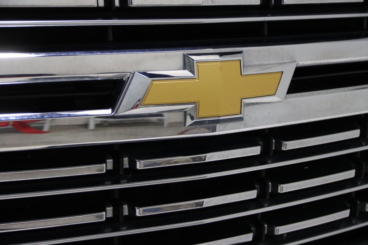 Used 2023 Chevrolet Suburban Premier AWD/4WD image 28