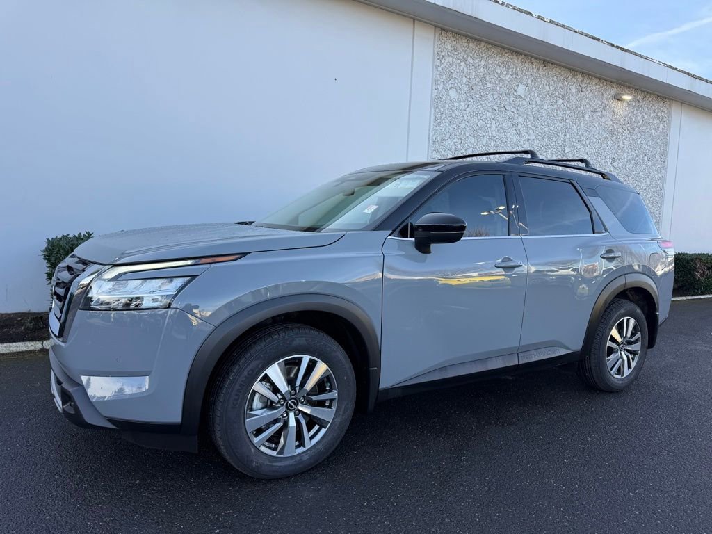 Certified 2023 Nissan Pathfinder SL image 2