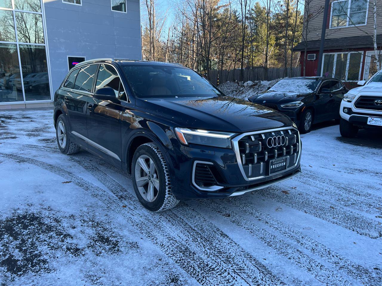 Used 2025 Audi Q7 3.0T Premium w/ Convenience Package image 7