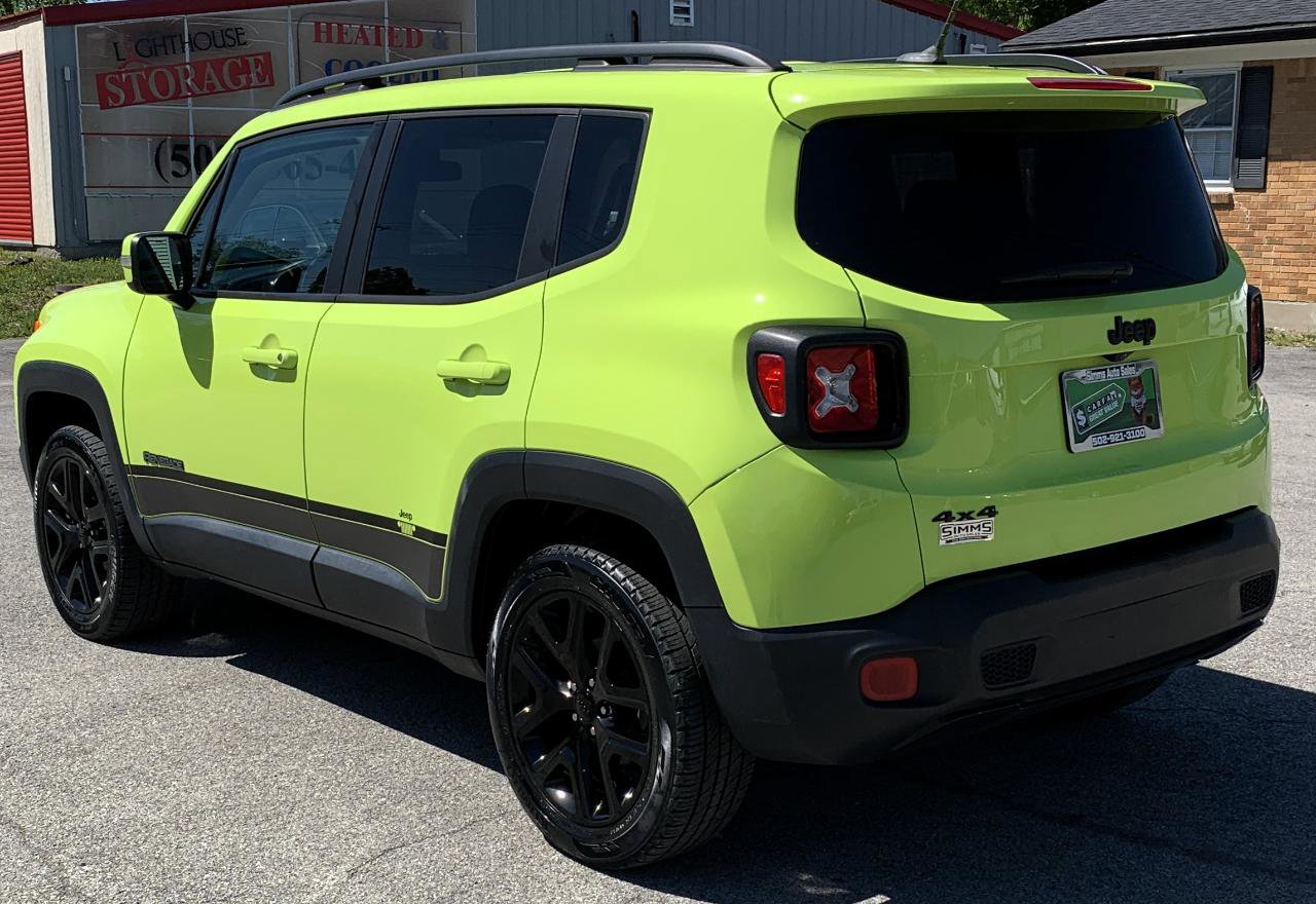 Used 2017 Jeep Renegade Altitude AWD/4WD image 3