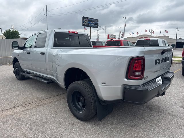 New 2026 RAM 3500 Tradesman AWD/4WD image 4