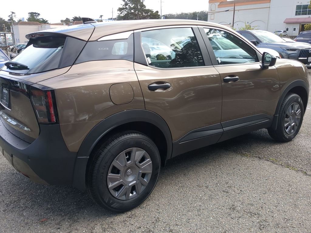 New 2026 Nissan Kicks S image 5