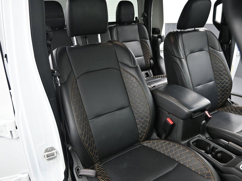 Used 2023 Jeep Gladiator Overland image 19