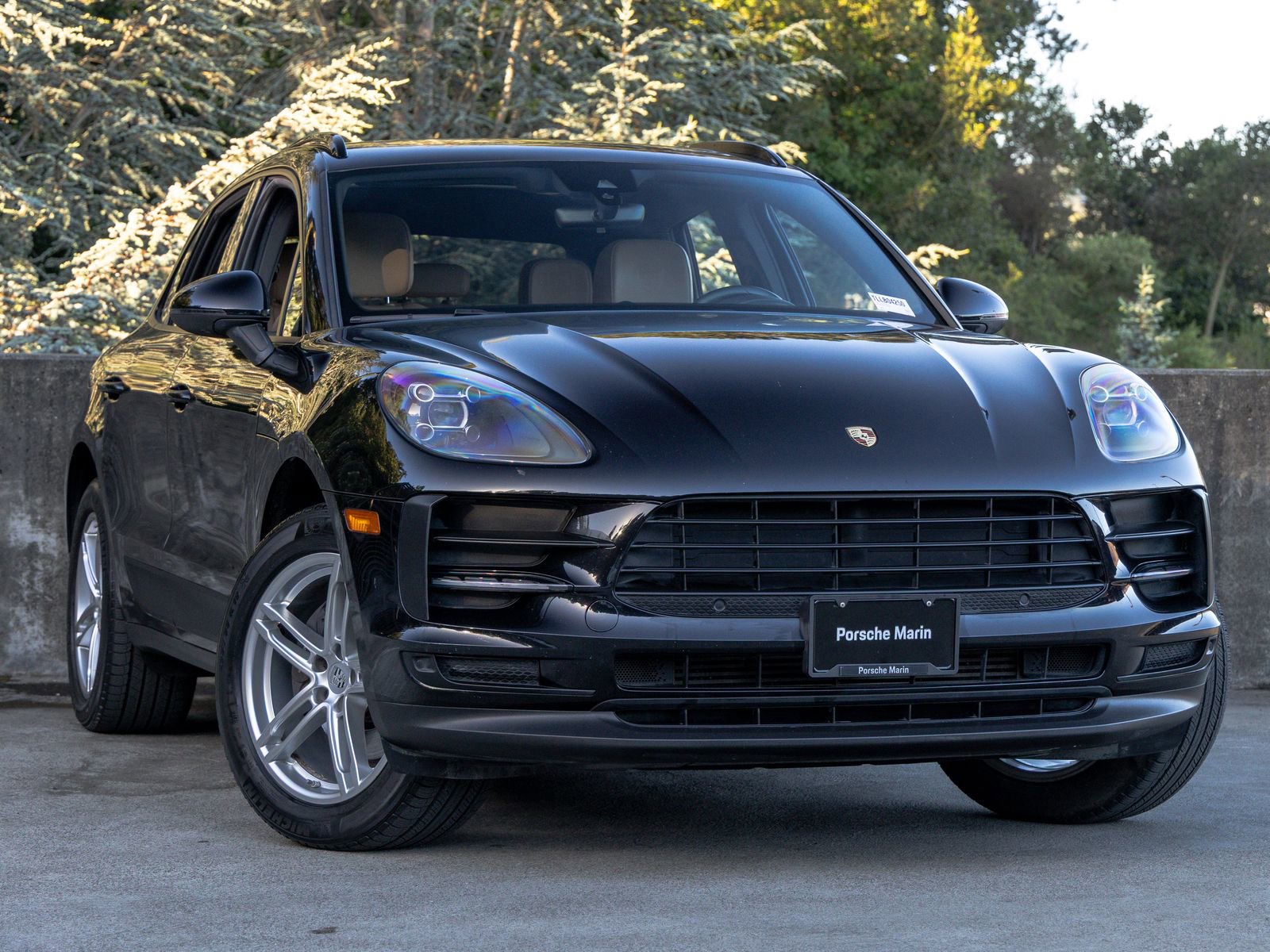 Certified 2020 Porsche Macan AWD/4WD image 6