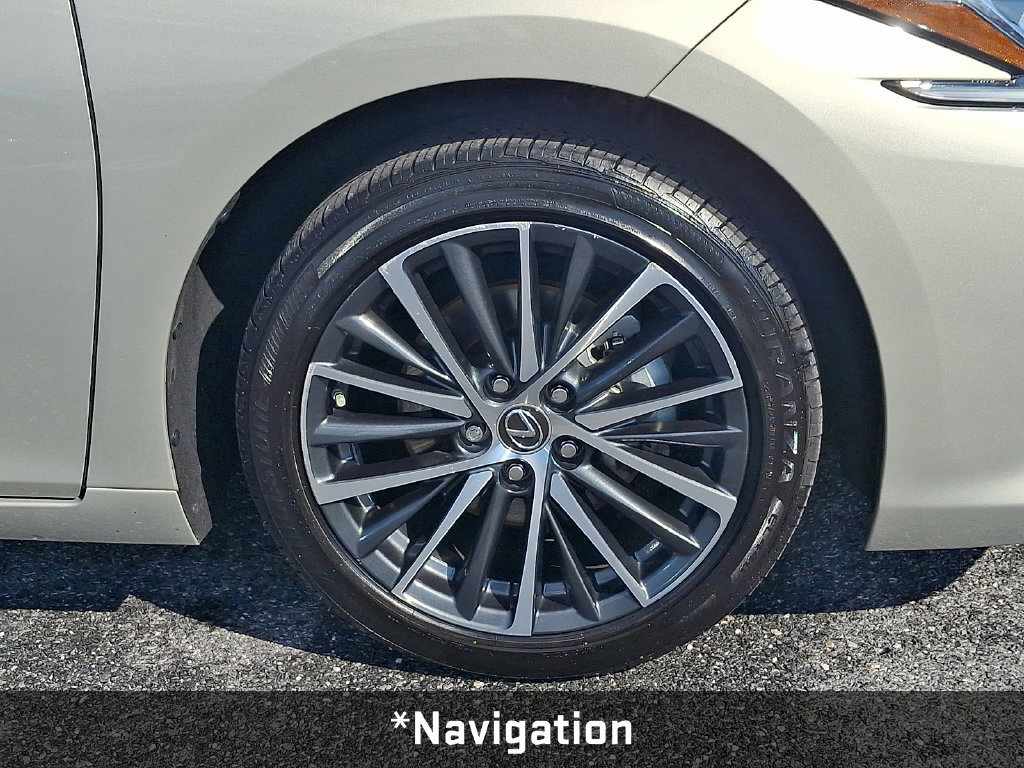 Used 2022 Lexus ES 250 w/ Premium Package AWD/4WD image 10