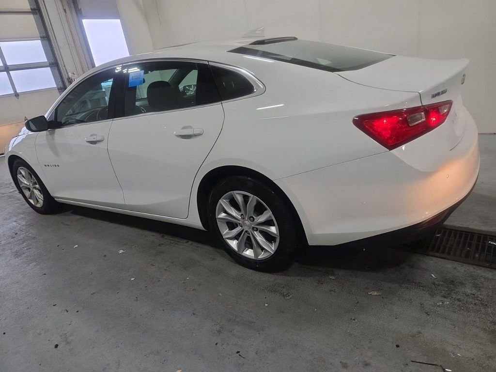 Used 2024 Chevrolet Malibu LT FWD image 3