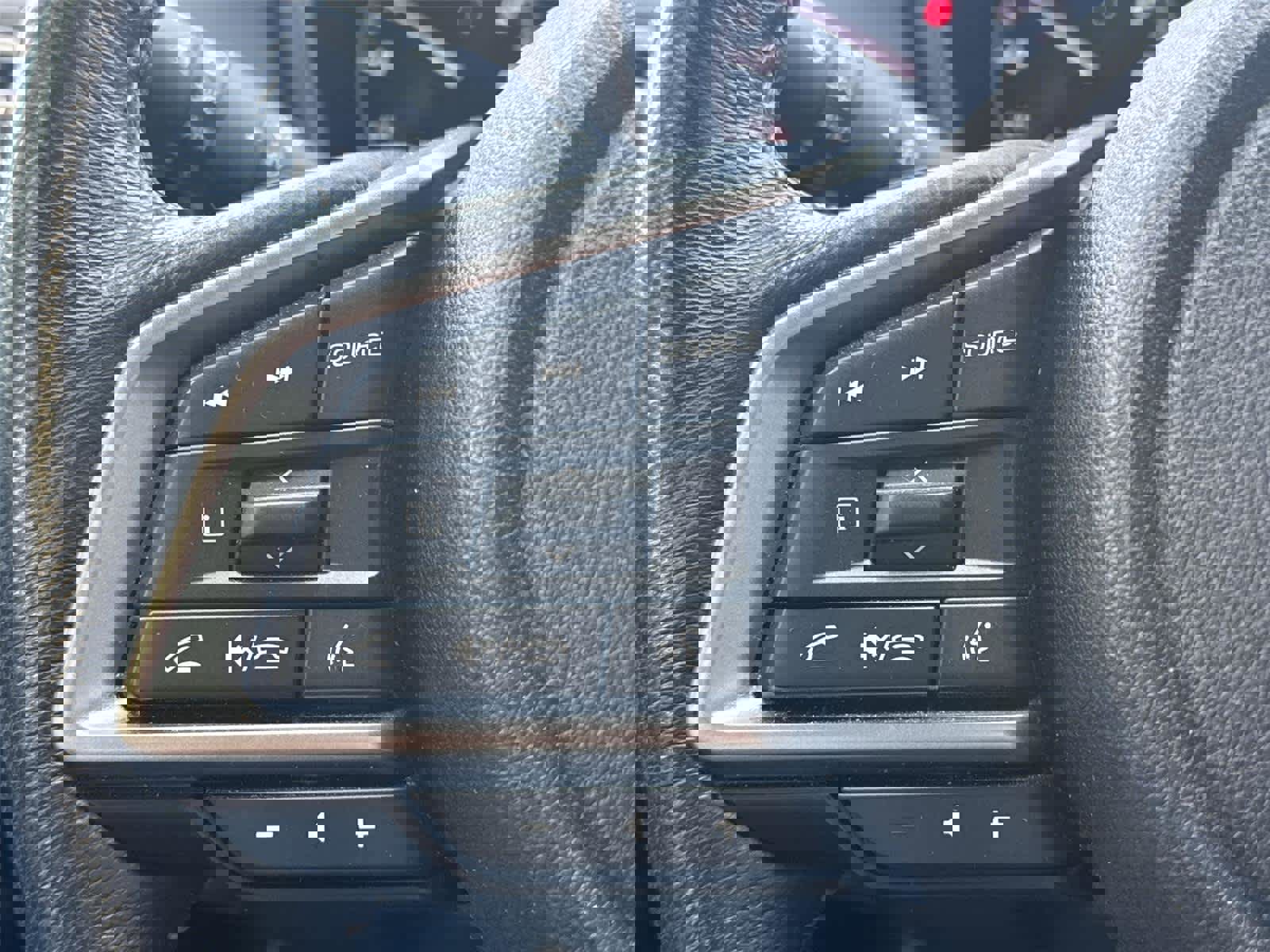 Used 2023 Subaru Outback Onyx Edition w/ Popular Package #2 image 24