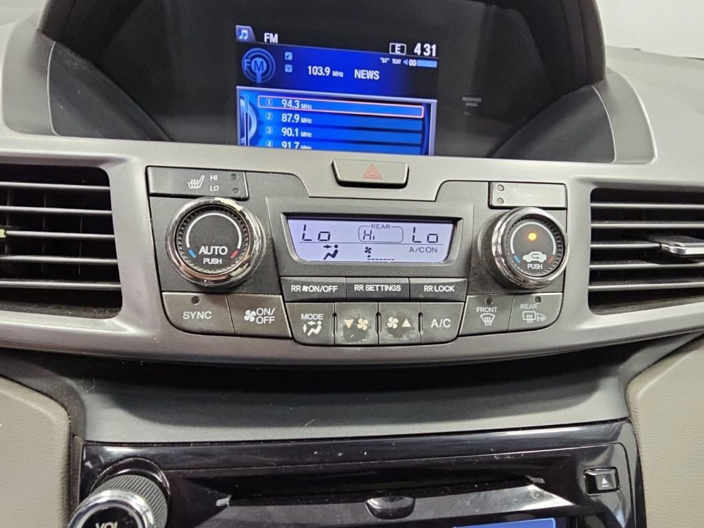 Used 2014 Honda Odyssey EX-L image 16