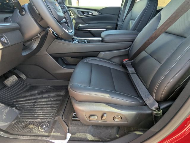 New 2026 Chevrolet Traverse LT w/ Driver Confidence Package image 10