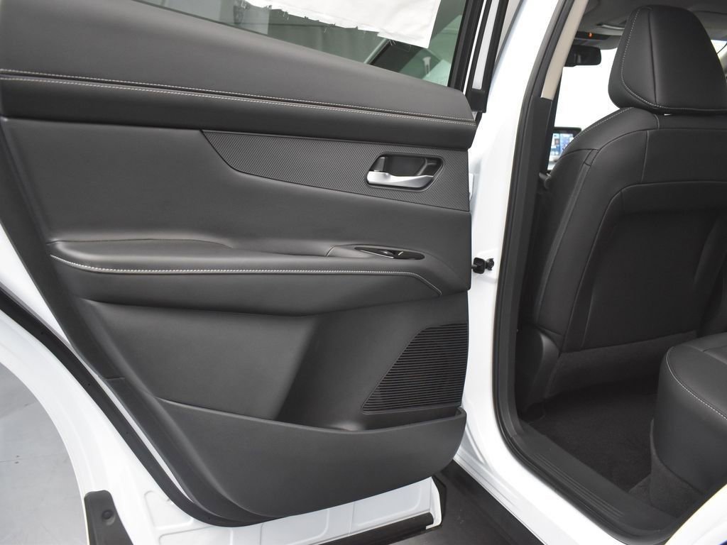 New 2025 Nissan Murano SL image 16