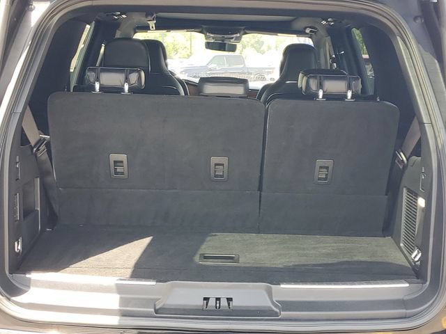 Used 2019 Lincoln Navigator Reserve AWD/4WD image 7