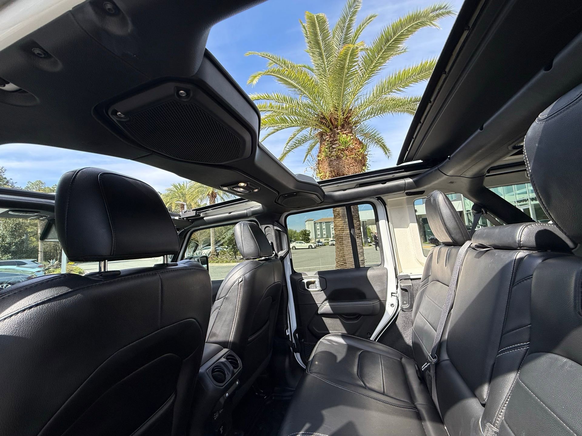 Used 2022 Jeep Wrangler Unlimited Sahara 4xe w/ Safety Group image 38