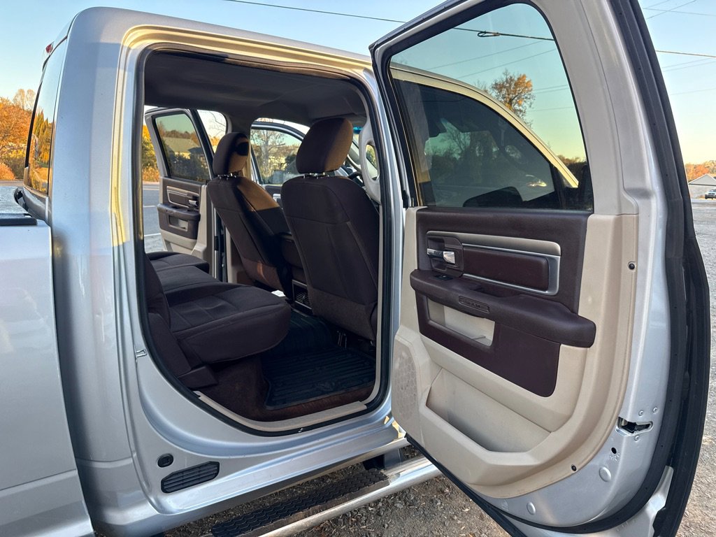 Used 2016 RAM 2500 SLT image 13