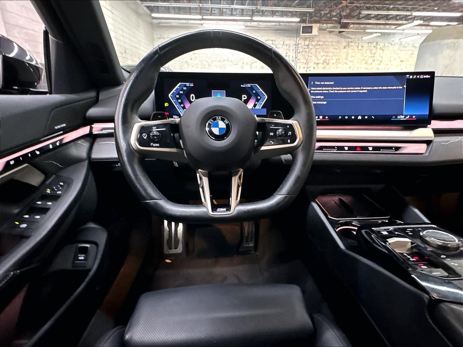 Used 2024 BMW 540i xDrive w/ M Sport Package AWD/4WD image 8