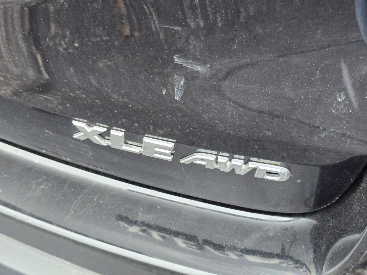 Used 2019 Toyota Highlander XLE AWD/4WD image 13