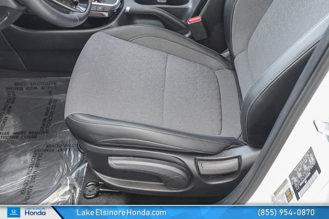 Used 2024 Kia Seltos S FWD image 16