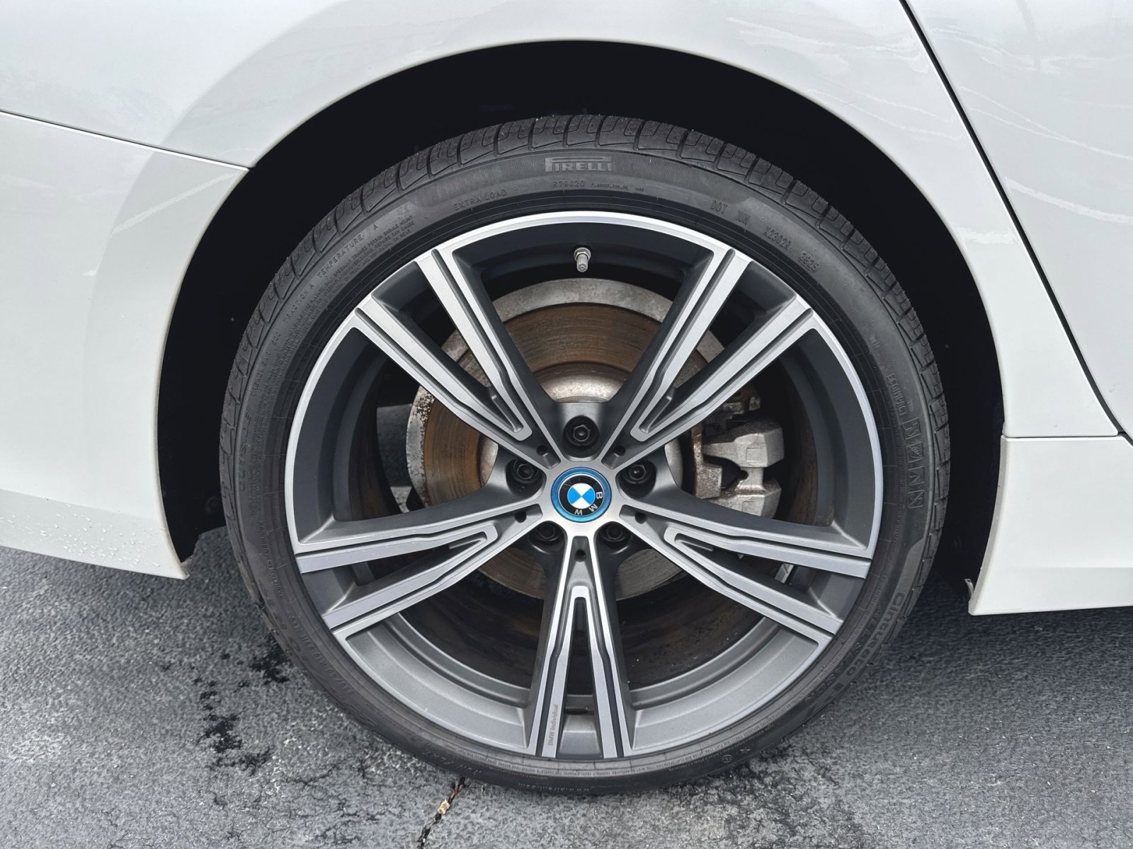 Used 2023 BMW 330e xDrive w/ Driving Assistance Package image 31