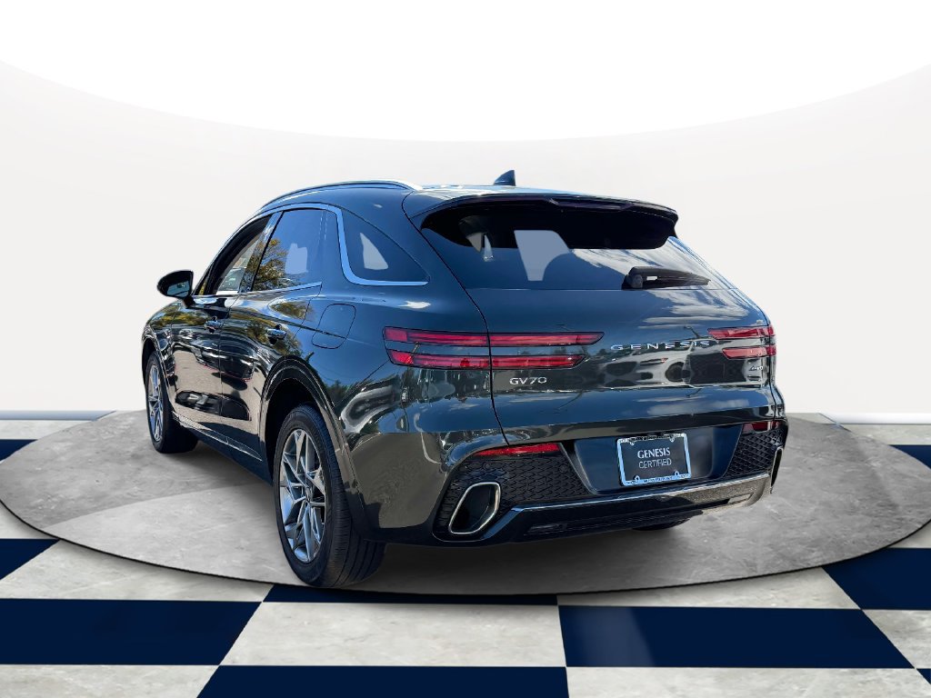 Certified 2025 Genesis GV70 2.5T AWD/4WD image 4
