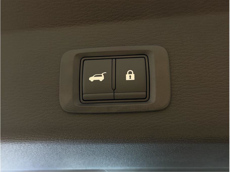 Used 2025 Mitsubishi Outlander 4WD Plug-In Hybrid image 27