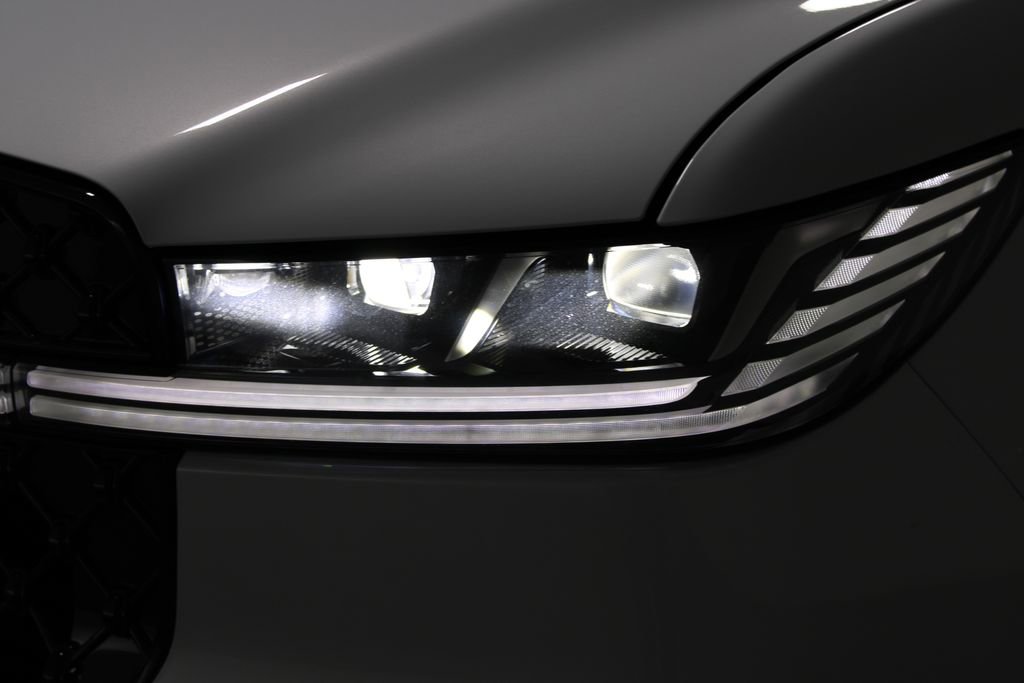 New 2026 Lincoln Navigator Reserve AWD/4WD image 56