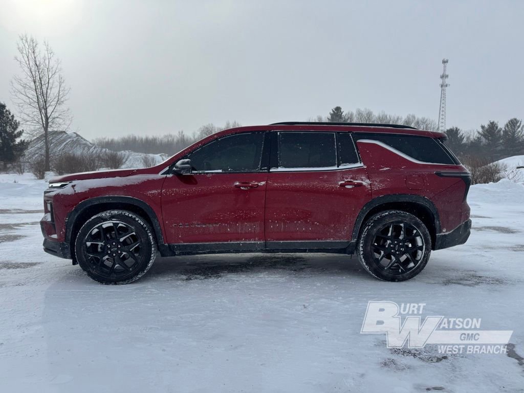 Used 2026 Chevrolet Traverse RS image 3