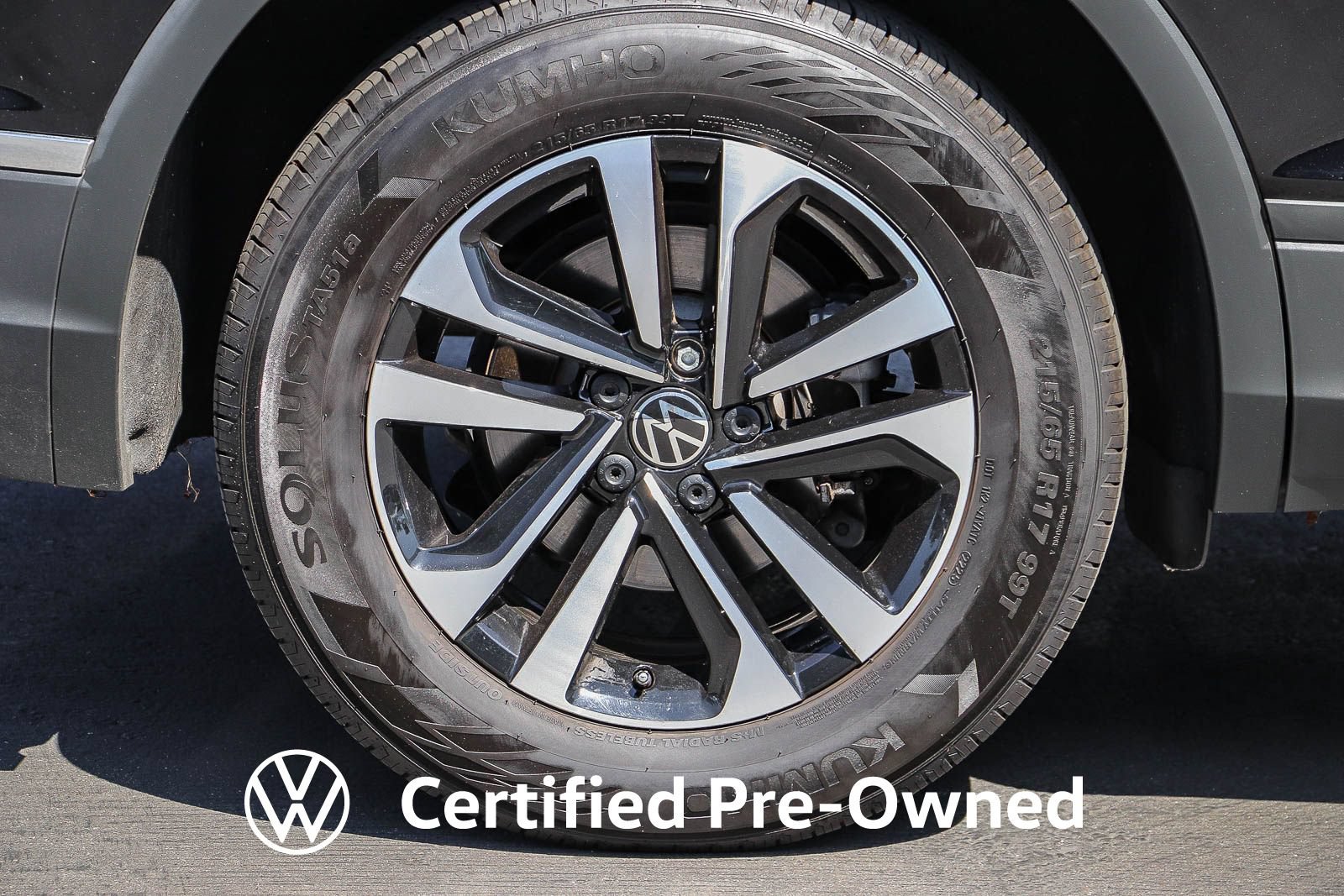 Used 2023 Volkswagen Tiguan S FWD image 13