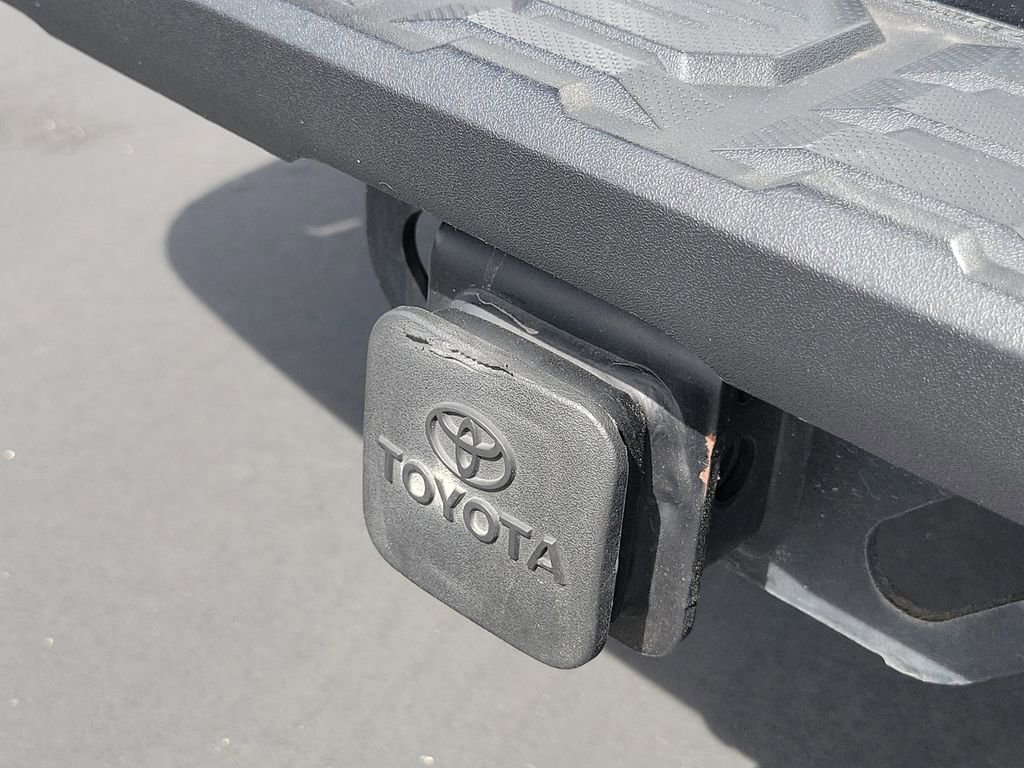 Used 2017 Toyota Tacoma SR5 w/ Tow Package AWD/4WD image 29