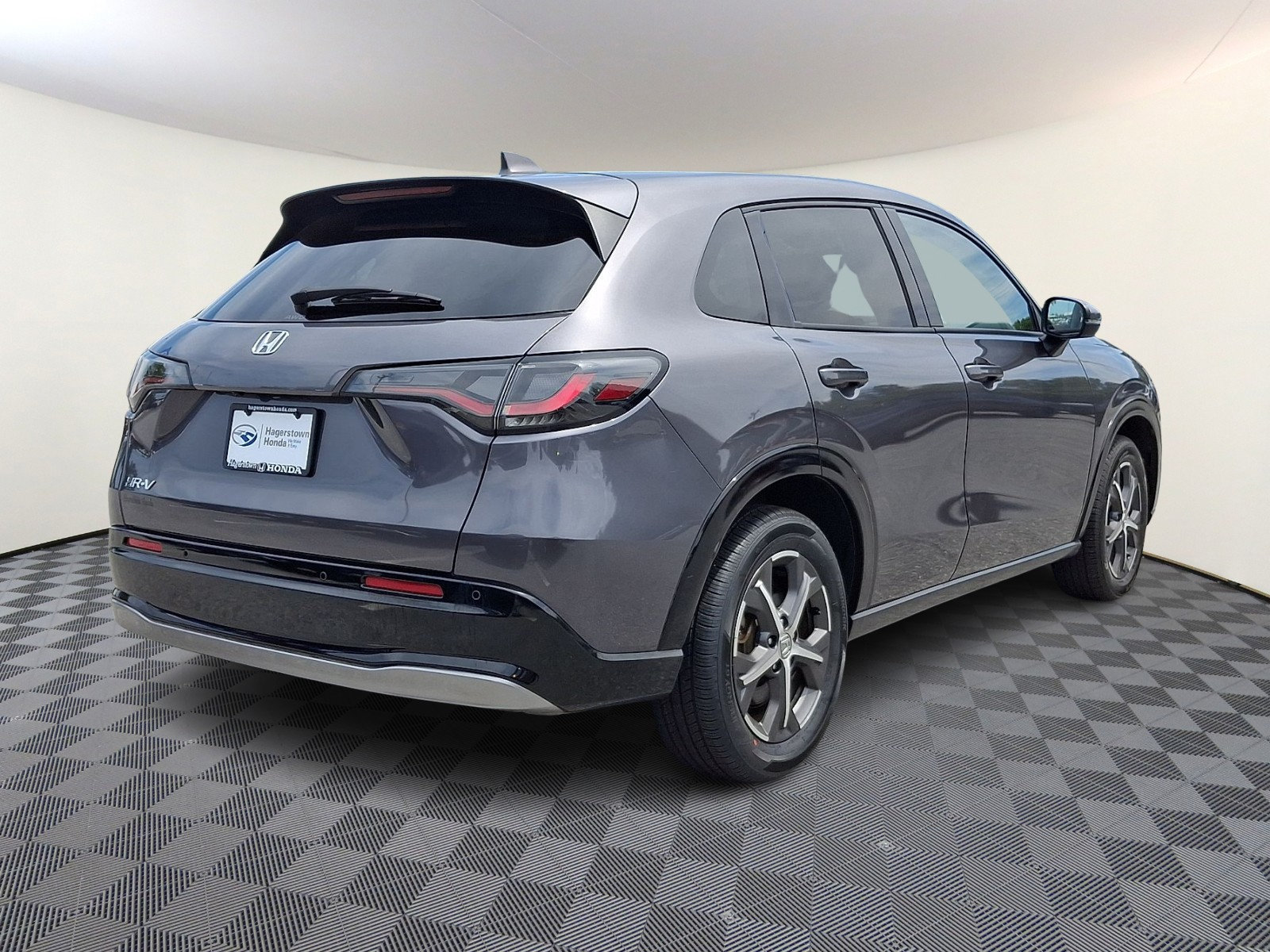 Used 2024 Honda HR-V EX-L image 6