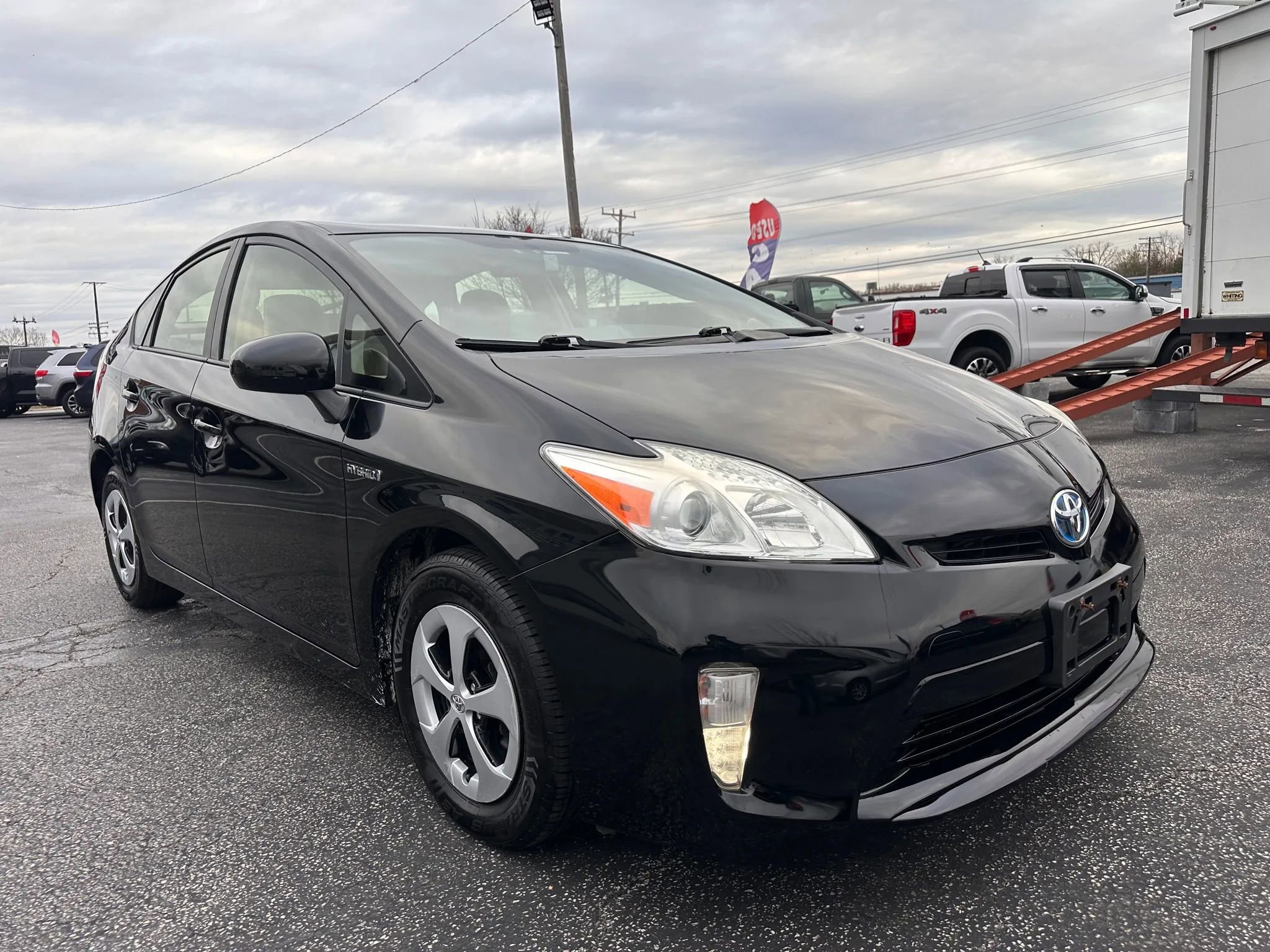 Used 2014 Toyota Prius Two image 3