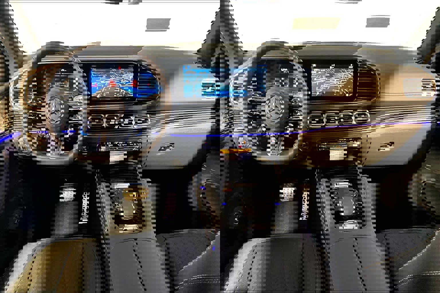 New 2026 Mercedes-Benz GLE 53 AMG 4MATIC Coupe image 7