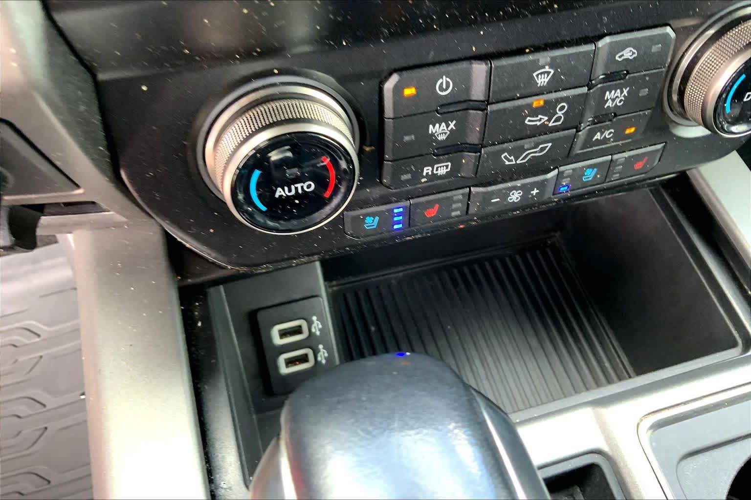 Used 2019 Ford F150 Raptor w/ Equipment Group 802A Luxury AWD/4WD image 35