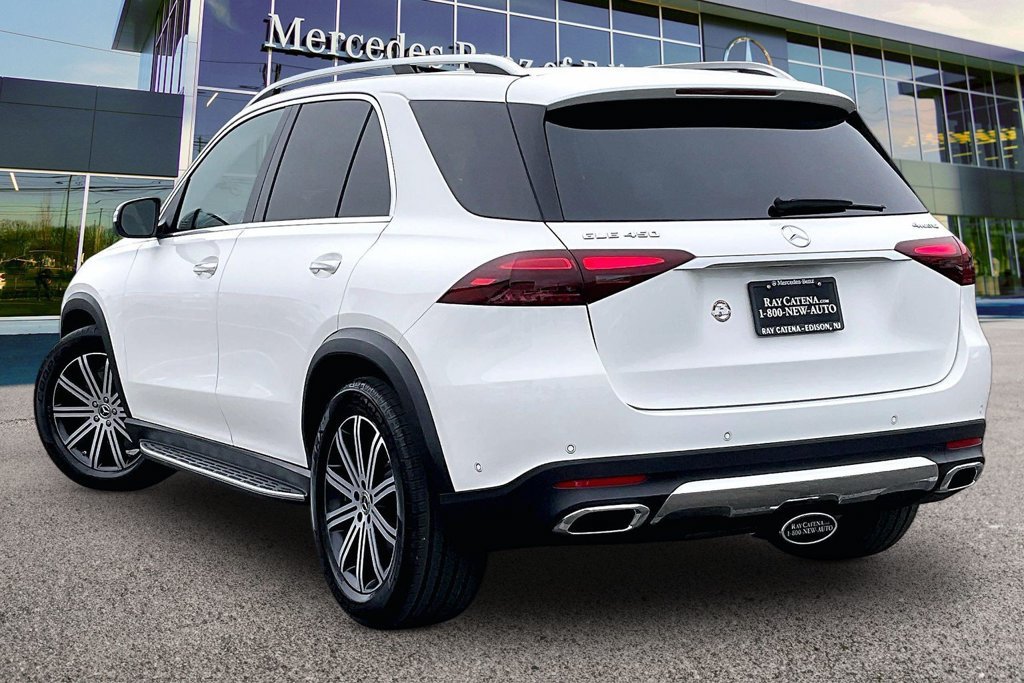 Certified 2025 Mercedes-Benz GLE 450 4MATIC image 2