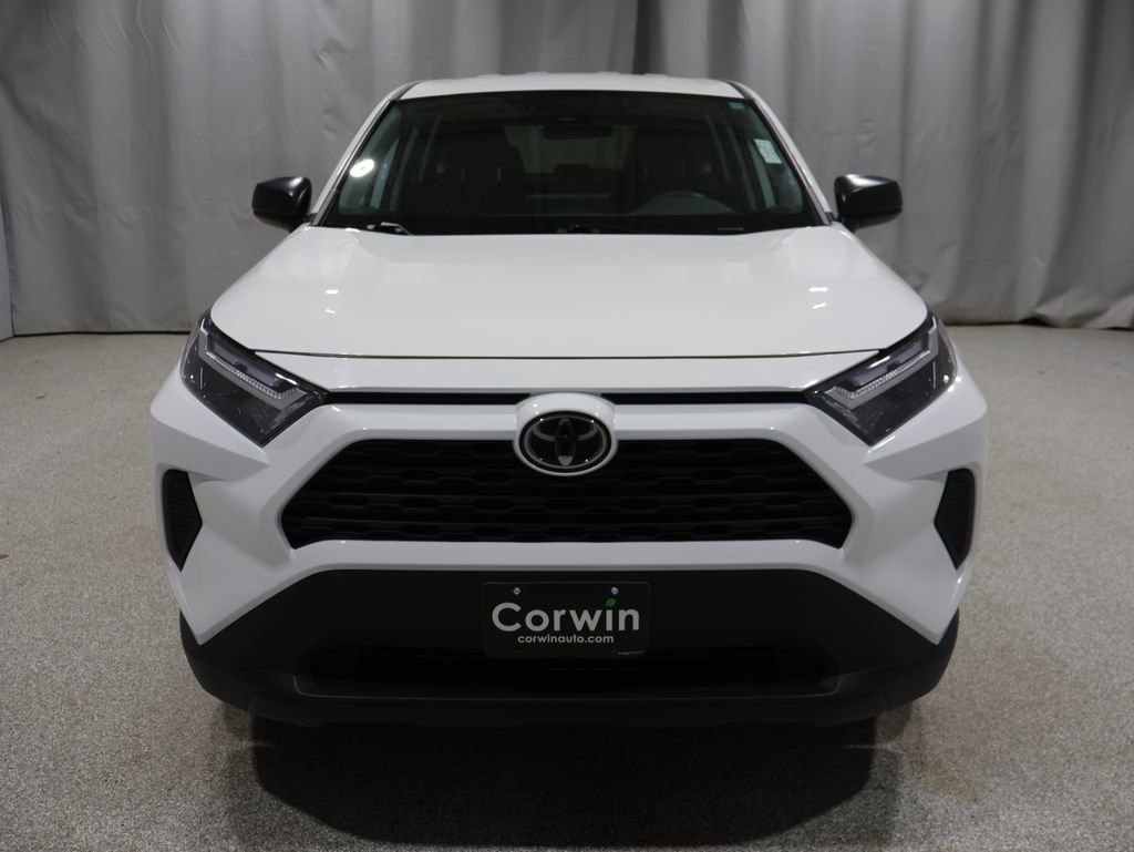 Used 2023 Toyota RAV4 LE AWD/4WD image 7