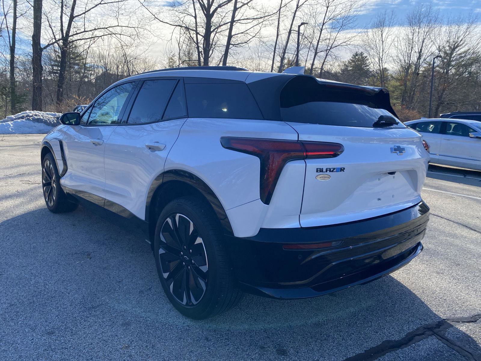 Used 2025 Chevrolet Blazer EV RS image 5