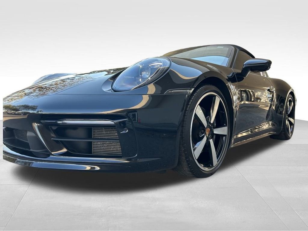 Used 2021 Porsche 911 Targa 4S Heritage Design image 20