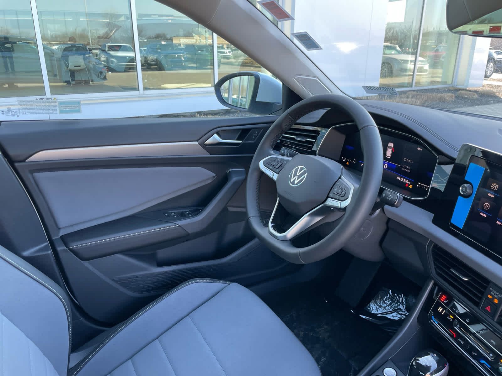 New 2026 Volkswagen Jetta SE FWD image 60