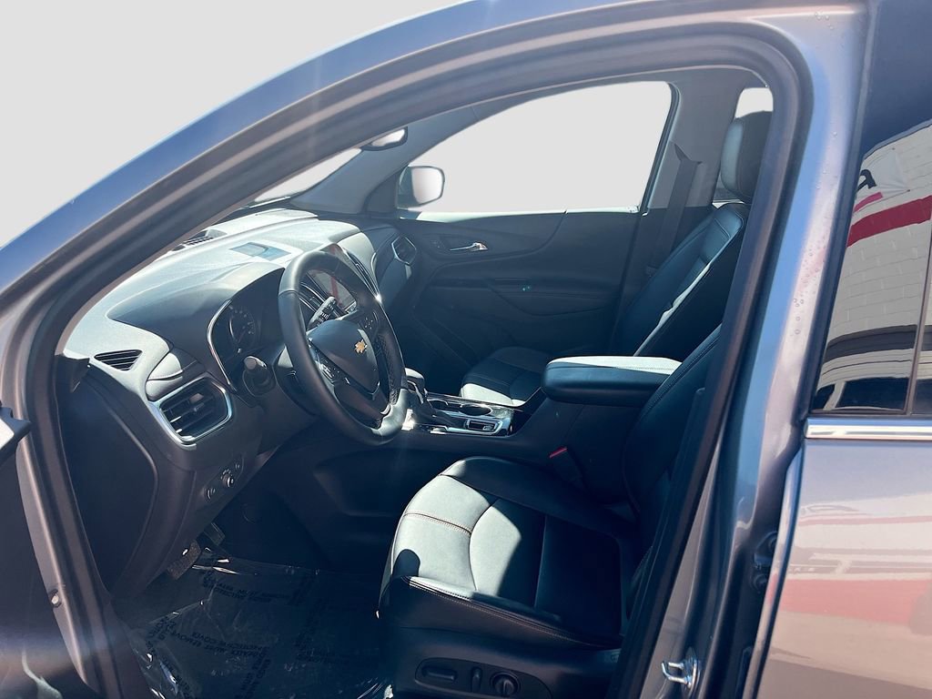 Used 2024 Chevrolet Equinox Premier image 22