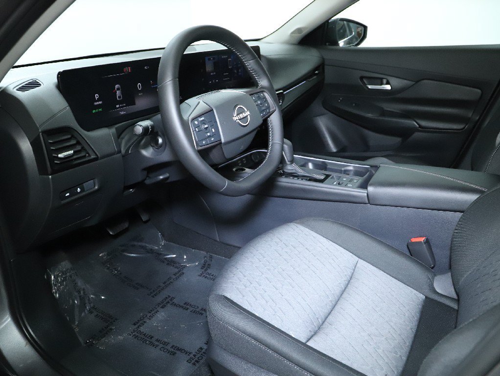 Certified 2026 Nissan Sentra SV w/ SV Convenience Package FWD image 18