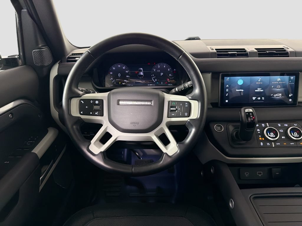 Certified 2024 Land Rover Defender 110 X-Dynamic SE AWD/4WD image 24