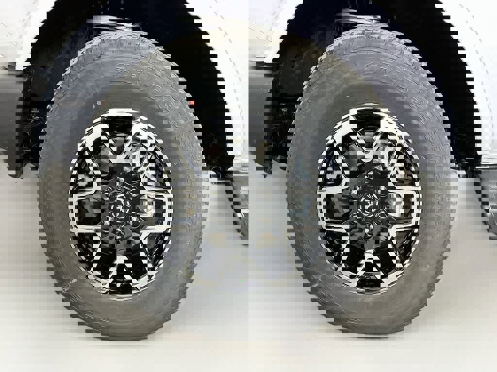 New 2026 Ford Bronco Outer Banks AWD/4WD image 8