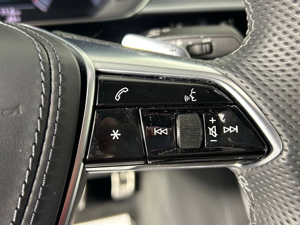 Used 2023 Audi S8 w/ S8 Comfort Plus Package image 29